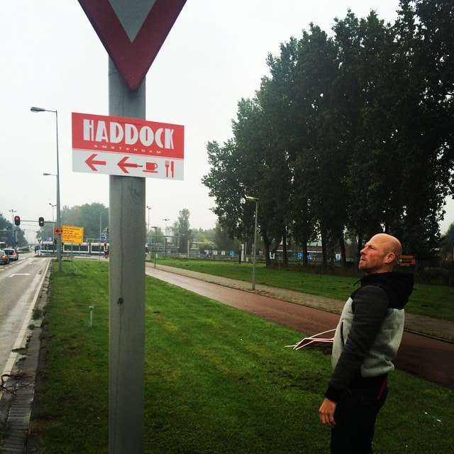 Wie / Wat / Waar?  John / Haddock / Linksaf!